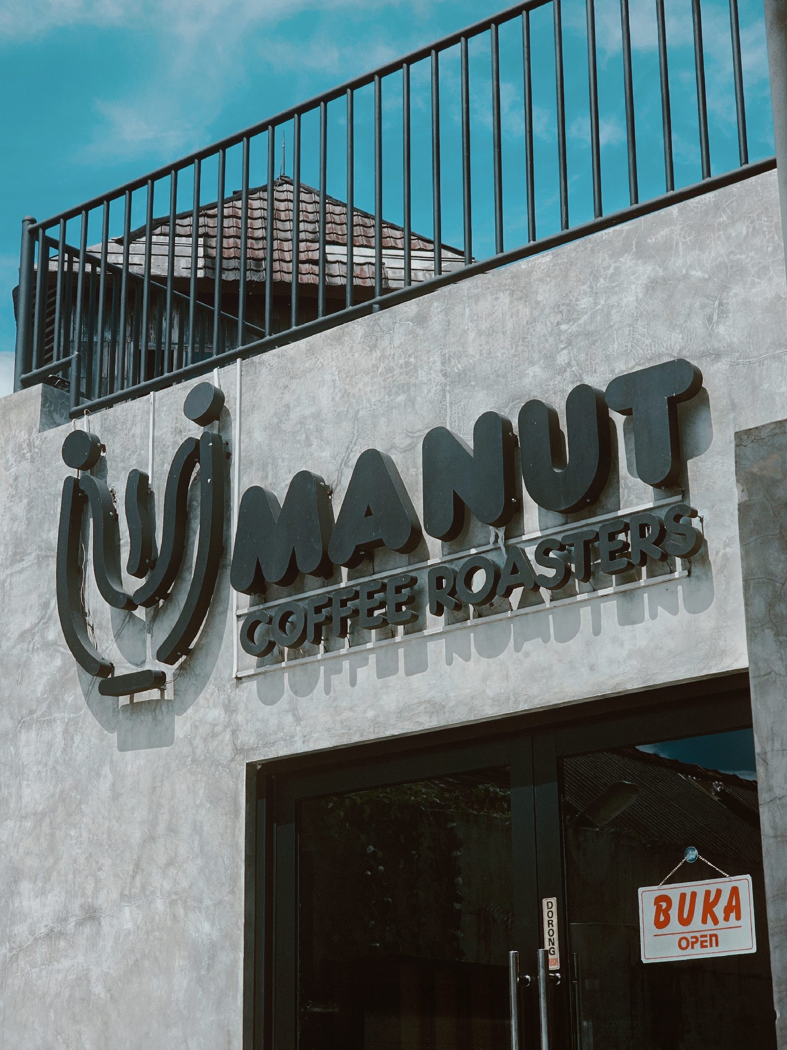 Manut Coffee Roasters